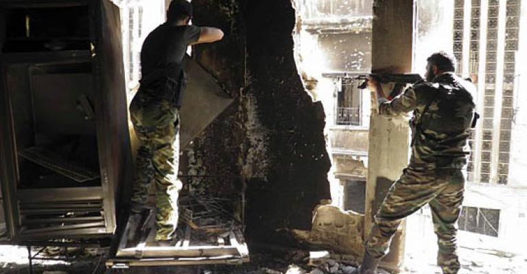 اشتباكات تخرق الهدنة في دمشق اشتباكات تخرق الهدنة في دمشق