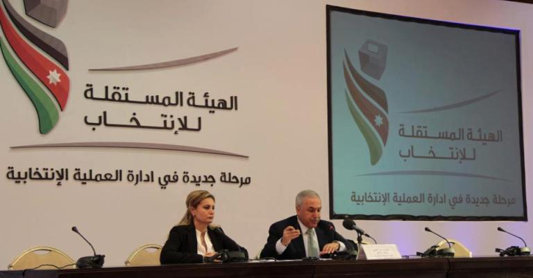 المستقلة للانتخابات: اكتشاف البطاقات المزورة سهل المستقلة للانتخابات: اكتشاف البطاقات المزورة سهل