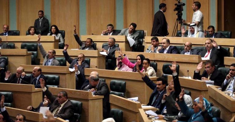 النواب يناقش مذكرة طرح الثقة الأحد القادم النواب يناقش مذكرة طرح الثقة الأحد القادم