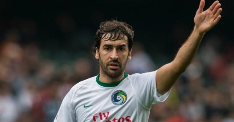 راؤول يُنهي مسيرته الكروية متوجاً بلقب الدوري الأمريكي- تقرير صوتي