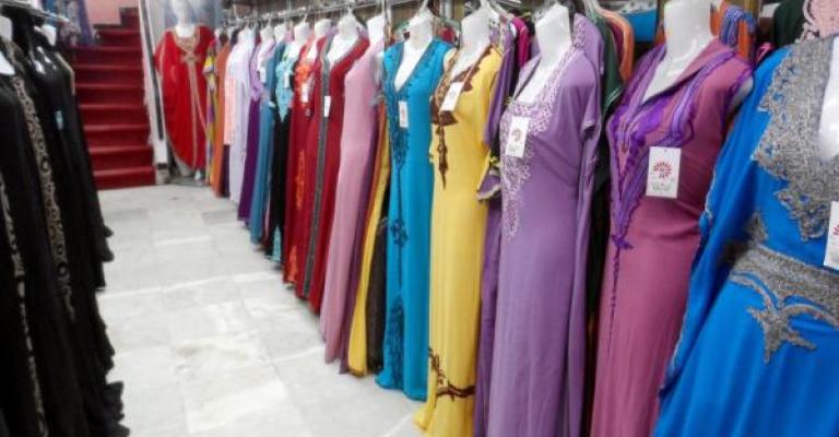 تجار الألبسة يحذرون من "تدهور القطاع" تجار الألبسة يحذرون من "تدهور القطاع"