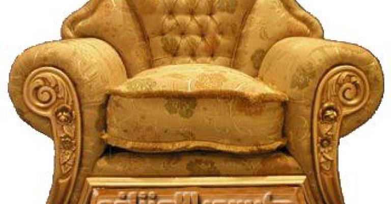 كرسي بـ1300 دينار لمدير المواصفات (وثائق)