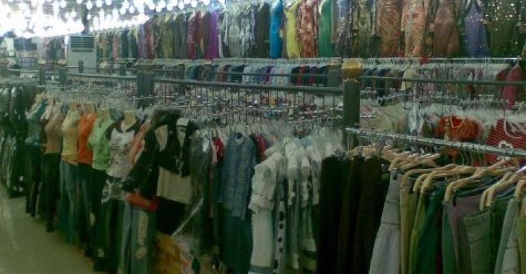 ارتفاع أسعار الملابس بعد تعديل التعرفة الجمركية ارتفاع أسعار الملابس بعد تعديل التعرفة الجمركية