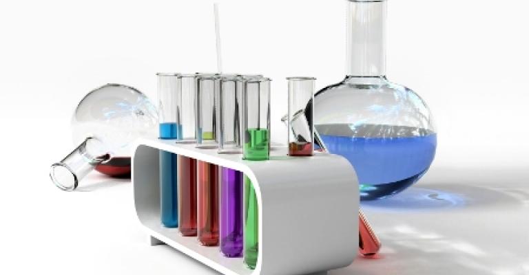 إصابة 13 شخص بضيق بالتنفس جراء تسرب الكلور