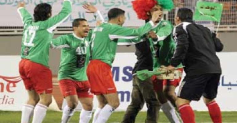 المارد الأخضر بطلا للدرع المارد الأخضر بطلا للدرع