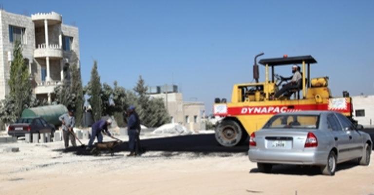 مواصلة أعمال البنى التحتية وإنشاء حديقة بحي الرحمانية