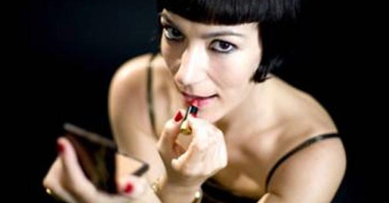 "لا شيكا" تقدم عرضاً في عمان "لا شيكا" تقدم عرضاً في عمان