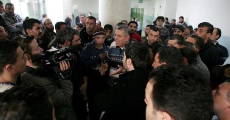 Relatives of Sa'ad refuse to accept body until investigation begins