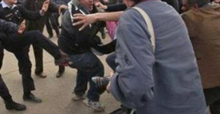 Defending freedom of journalists against media campaigns of incitement and threat