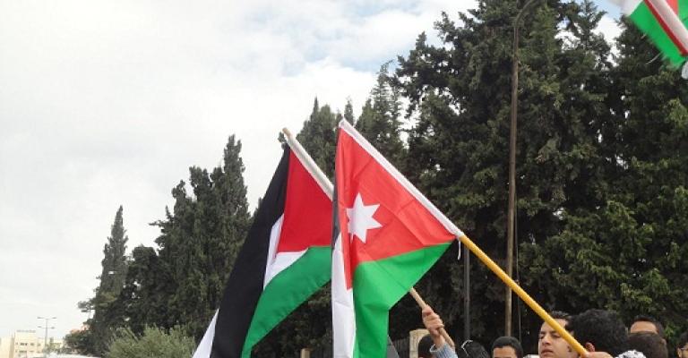 الأخوان والوحدة و24 اذار: الامن يتحمل مسؤولية الاعتداء على مسيرة العودة الأخوان والوحدة و24 اذار: الامن يتحمل مسؤولية الاعتداء على مسيرة العودة