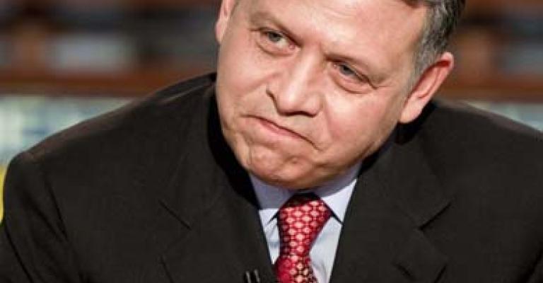 الملك: ما اشيع عن تسجيل أراضي باسم عائلة الملكة "سخيف للغاية" الملك: ما اشيع عن تسجيل أراضي باسم عائلة الملكة "سخيف للغاية"