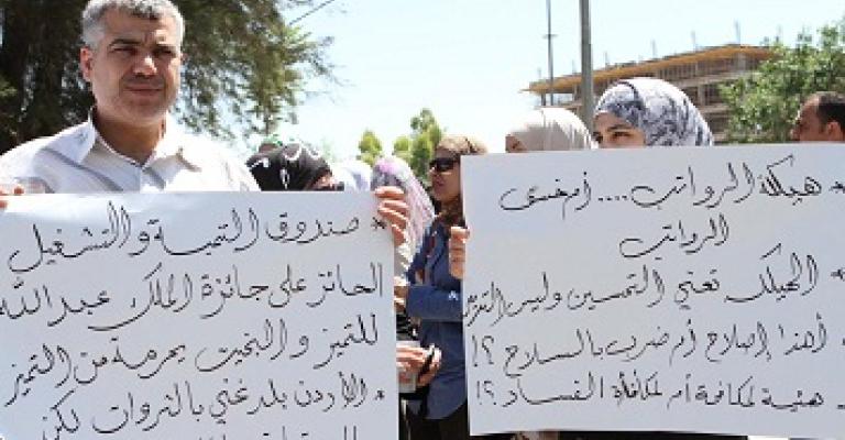 Saket denies postponement of restructuring reforms