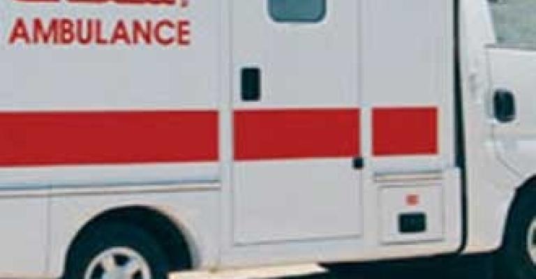 إصابة خمسة أطفال في انقلاب باص روضة