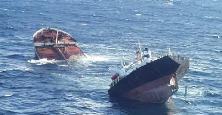 الجسر العربي تنفي إغراق بيلا وتؤكد أهليتها الجسر العربي تنفي إغراق بيلا وتؤكد أهليتها