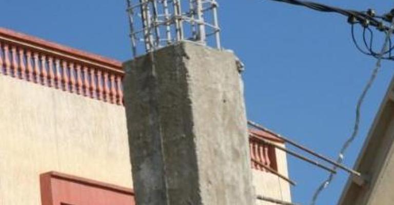 وفاة طفلتين إثر سقوط عامود عليهما باربد