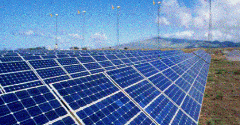 “الطاقة” تنفي وجود تعاون أردني إسرائيلي بمشروع للطاقة الشمسية