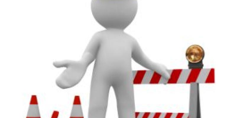 أعمال صيانة اسفل جسر الجامعة الأردنية