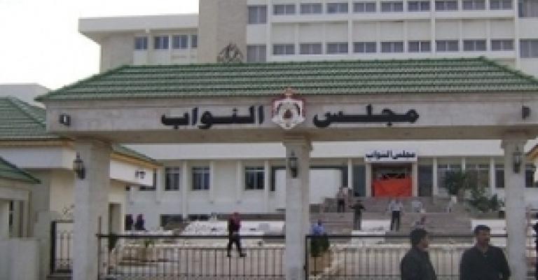 وفد نيابي غير رسمي يزور دمشق للاطلاع على الاستفتاء 