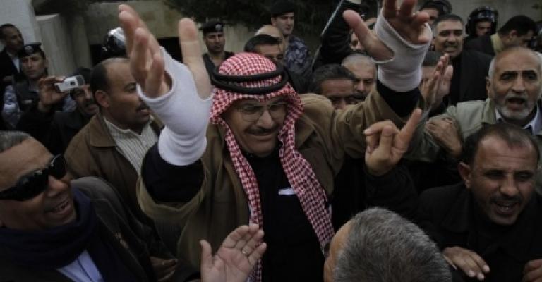 العبادي يعقد مؤتمرا صحفيا الاثنين ورفض لتقيد الحريات