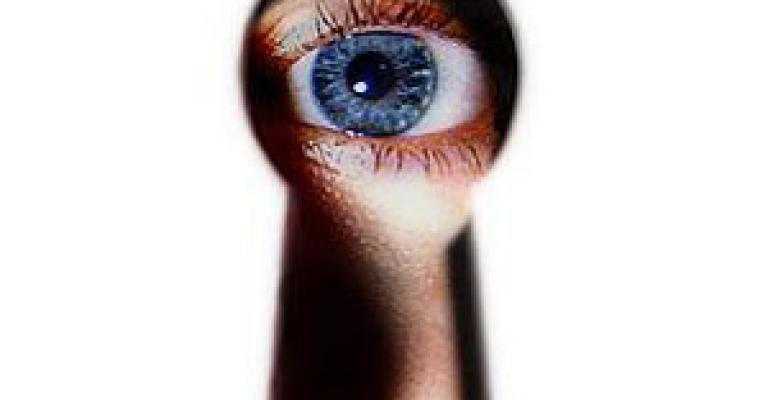 متجول خفي لمتابعة التزام كوادر الصحة