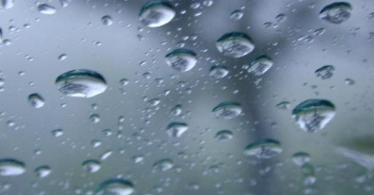 طقس بارد والعظمى في عمان 15 درجة