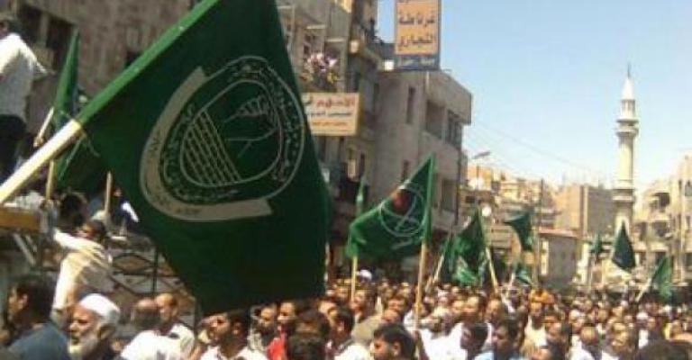 الإسلاميون في مسيرة الحسيني نصرة “للثورة السورية”