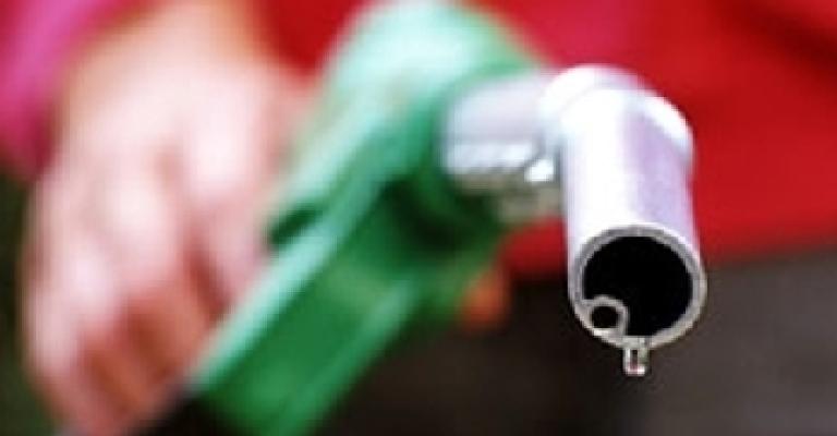 استمرار تزويد المحطات بالمحروقات.. ولا توقف عن تقديم الخدمات