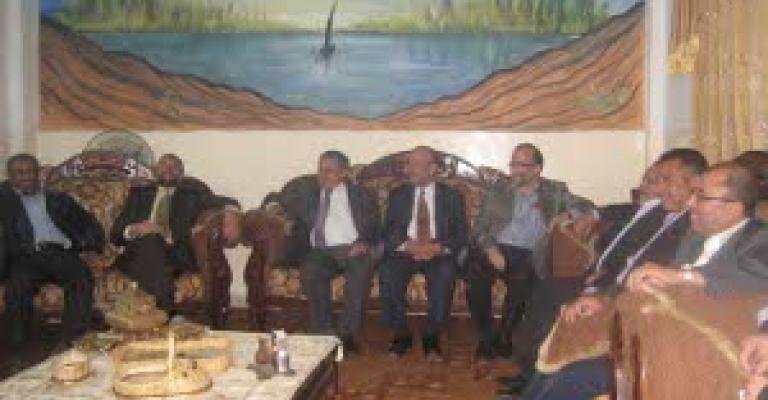 المهندسين تزور الناشط باسل الرواشدة