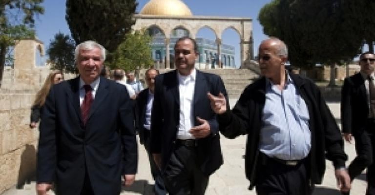 حماية الوطن: زيارات الأقصى خذلان للشعب الفلسطيني