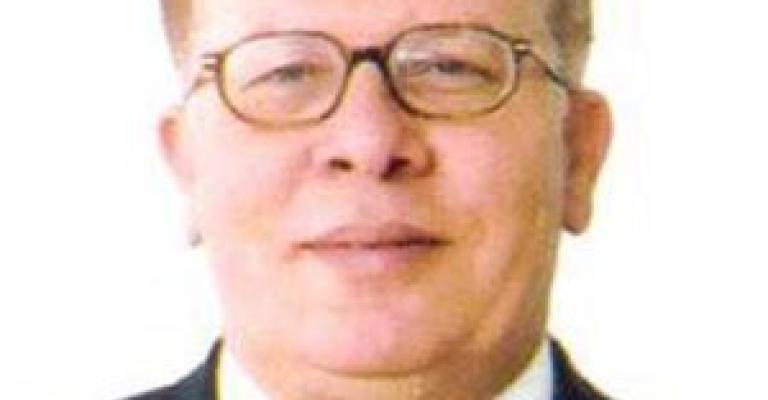 الدستور تنهي عقده والشريف يؤكد رغبته بالاستقالة