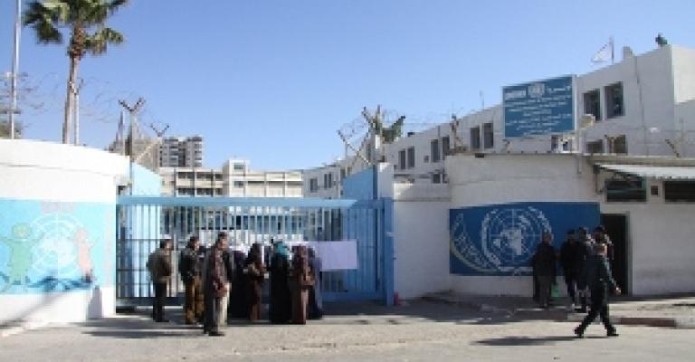 الأونروا تقابل مطالب العاملين بتجاهل يثير الشكوك