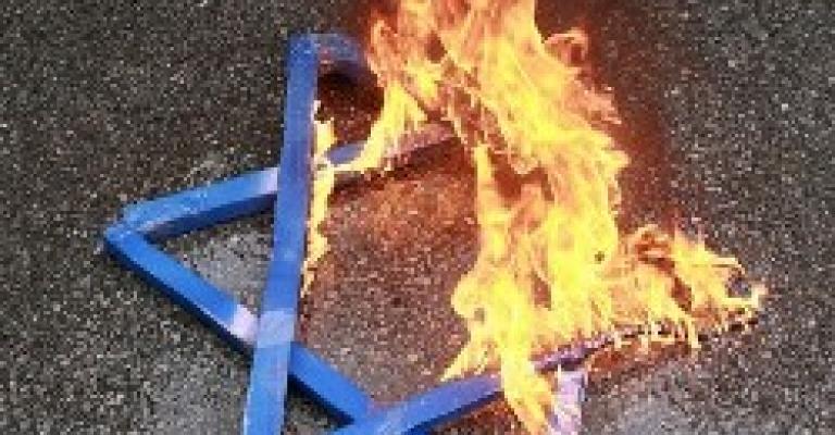 المتقاعدون العسكريون أمام السفارة الإسرائيلية في ذكرى النكبة