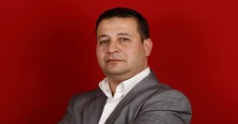 السلط: من يكسِّر من؟!