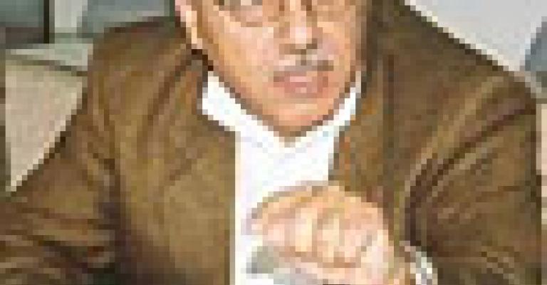 الإخوان يطلقون الانتخابات بالثلاثة	