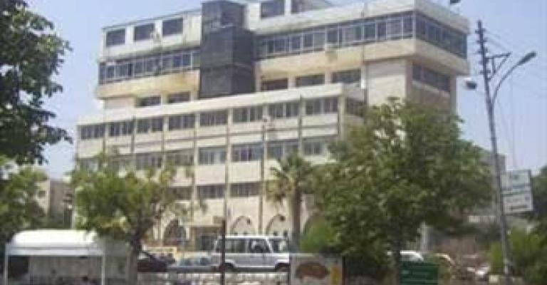 النقابات وأحزاب المعارضة: تشكيل حكومة إنقاذ.. والحراك تحت شعار "إصلاح النظام