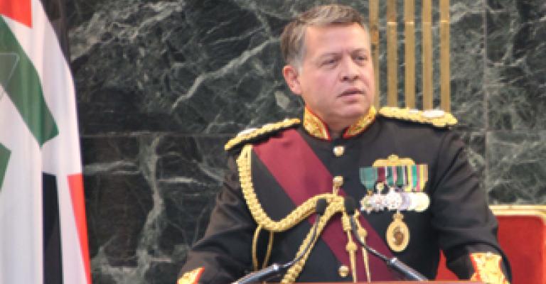 الملك في خطاب العرش: قانون الانتخاب لم يكن مثاليا الملك في خطاب العرش: قانون الانتخاب لم يكن مثاليا