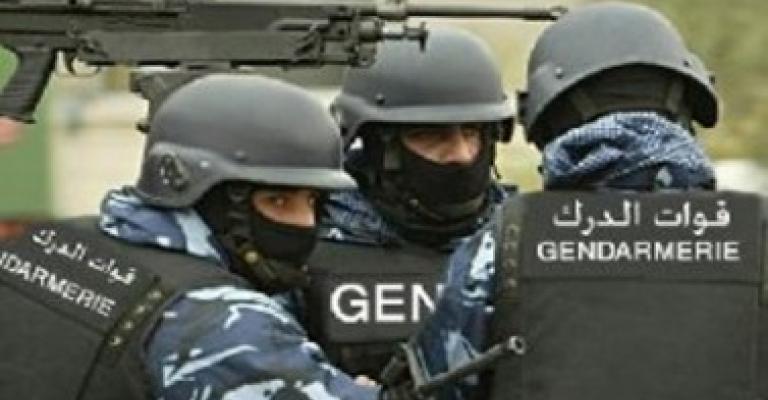 اربد: تفريق مسيرتين وأنباء عن إصابات