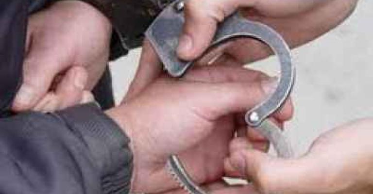 القبض على قاتل شرطي دهسا