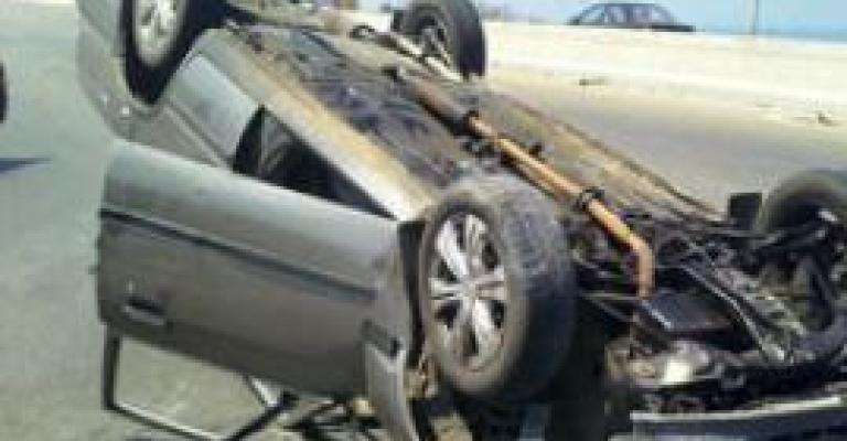 طريق المطار: 8 إصابات اثر حادث تدهور 