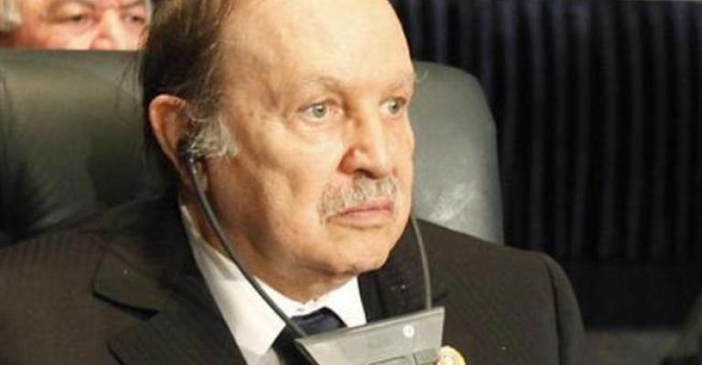 اصابة بوتفليقة بجلطة دماغية 