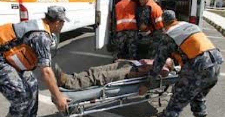 وفاة شخص وإصابة آخر بحادث تصادم