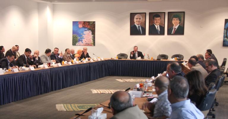 نواب يطرحون مطالب مناطقهم الخدمية على أمانة عمان