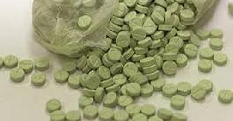 القبض على شخص بحوزته 80 ألف حبة كبتاجون