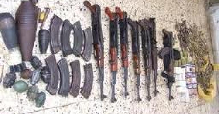 ضبط كميات من الأسلحة في معان