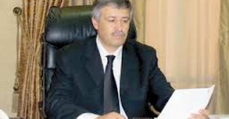 وزير العمل يدعو لتوجيه الاستثمار في المحافظات