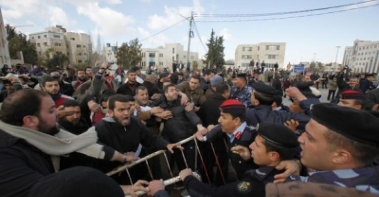 بدء محاكمة ناشطي "الدوار الرابع"