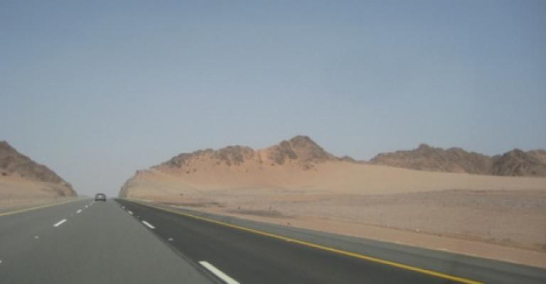 25 إعلاميا يفقدون الطريق في وادي رم بعد جولة لمشروع الديسي