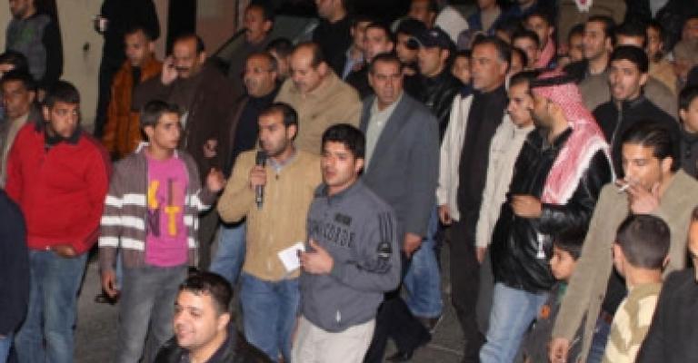 أبناء حي الطفايلة يطالبون بالافراج عن معتقلي الحراك