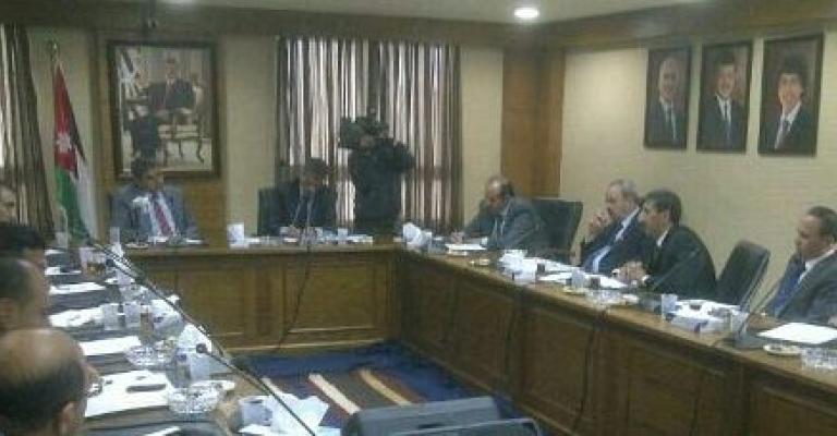 النقباء يطالبون الكلالدة بالإفراج عن معتقلي الحراك