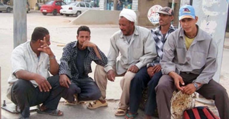 تسفير اي عامل وافد مخالف اعتباراً من 11 الشهر المقبل